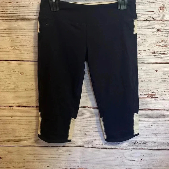 Ralph Lauren active capris - Picture 1 of 6